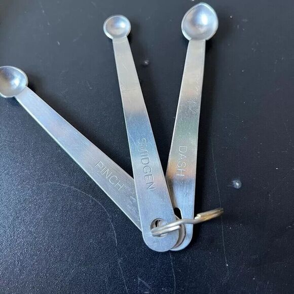 Small Measuring Spoons Stainless Steel Dash Pinch Smidgen 1, 1/2, 1/4 TSP Set/6 - Picture 5 of 9